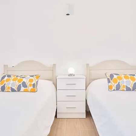 Eden Marine Rest Cove Apartman *